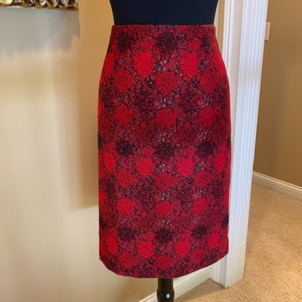 Worth New York Crochet Black And Red Pencil Skirt, Lined, NWOT, Size 16